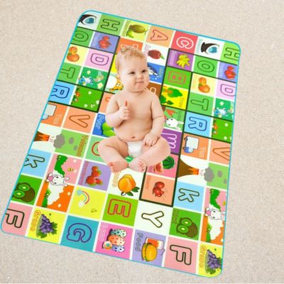 Tapis-de-sol-enfant-lettres-sable